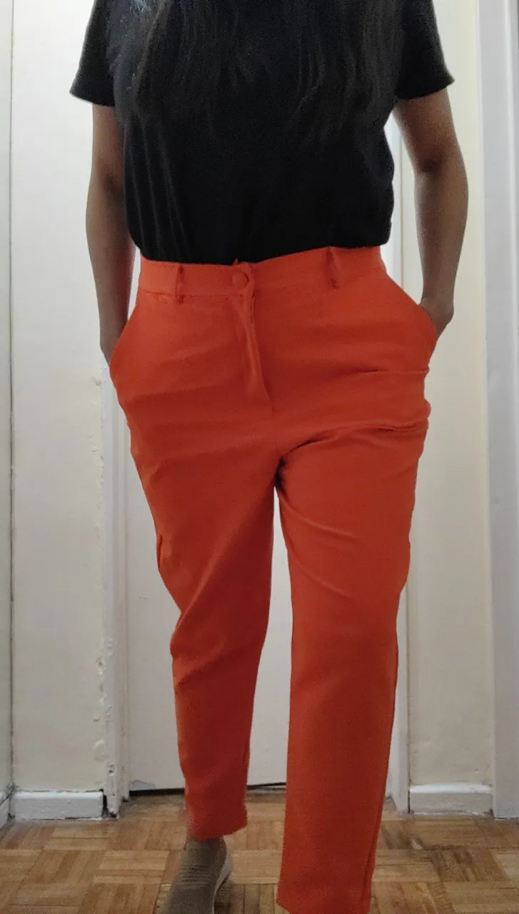 Pantalón A ≠ - Vista 2