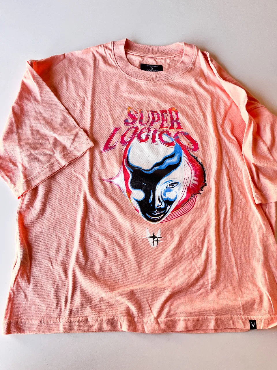 Remera Vulk - Vista 2