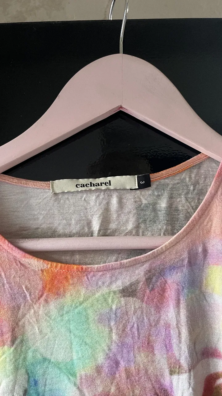 Remera Cacharel - Vista 2
