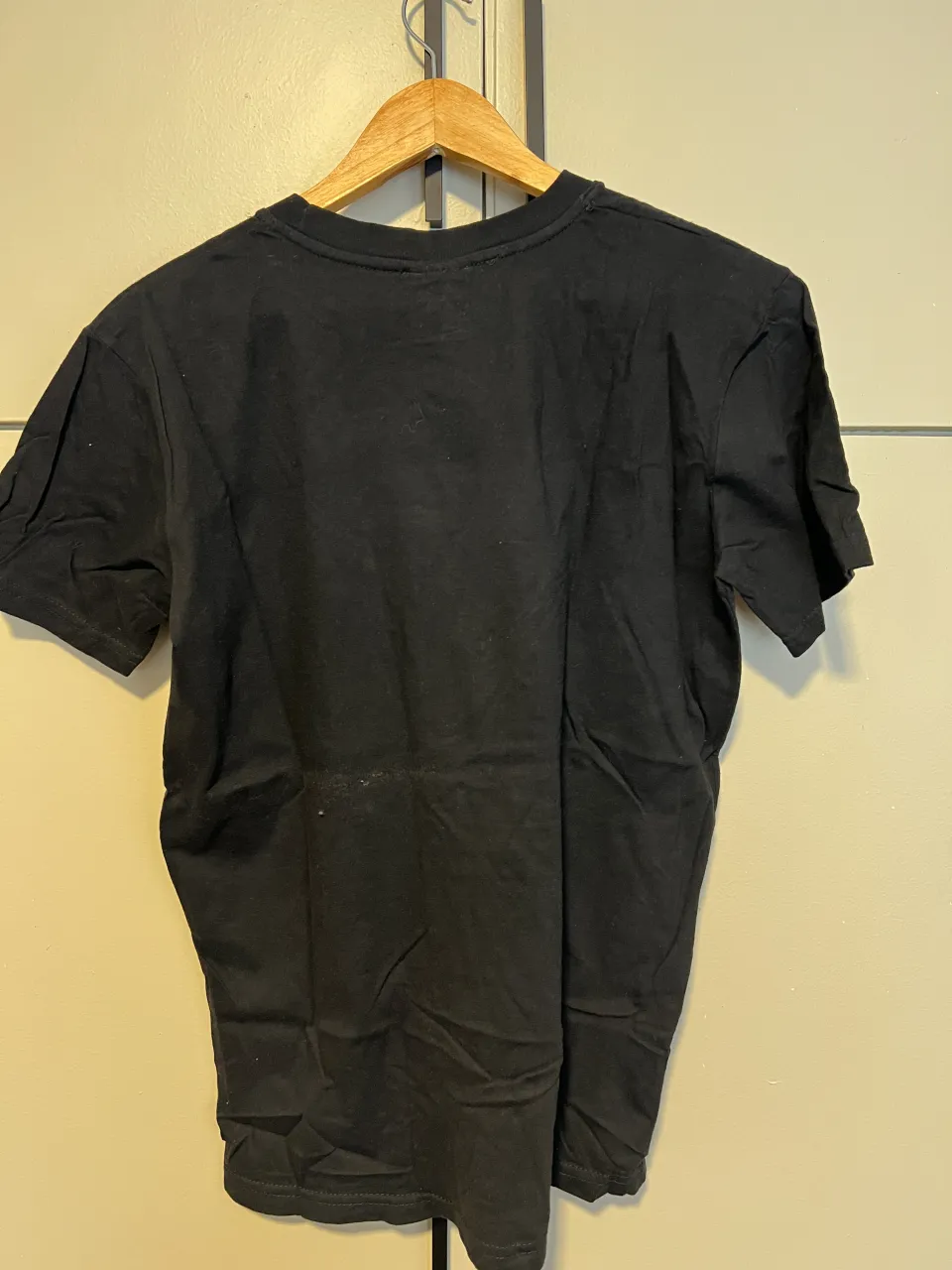 Remera Levi's - Vista 2