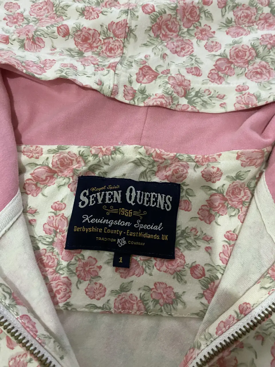 Campera Seven queens - Vista 2