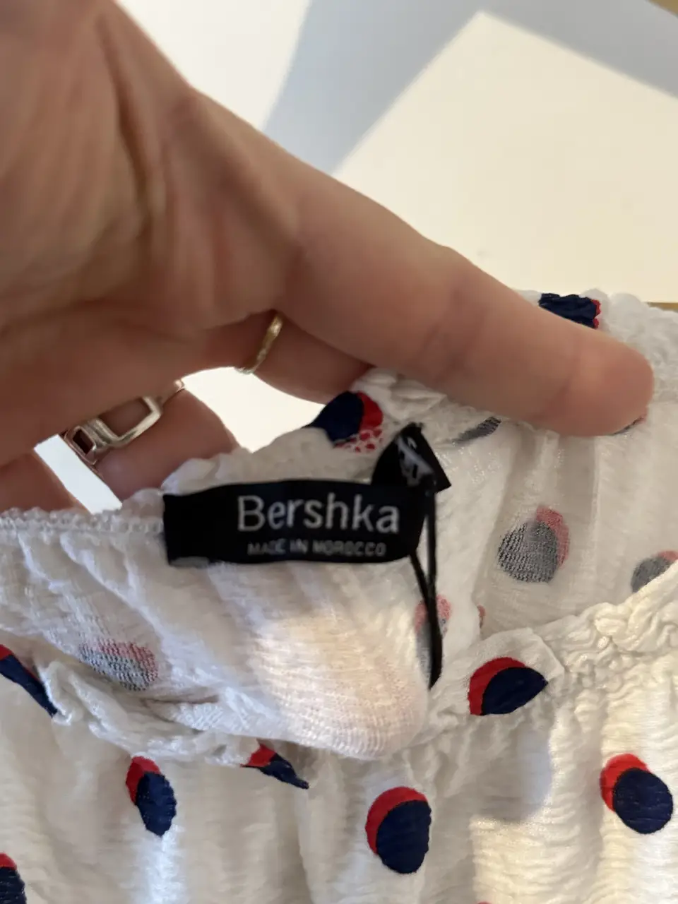 Blusa Bershka - Vista 3