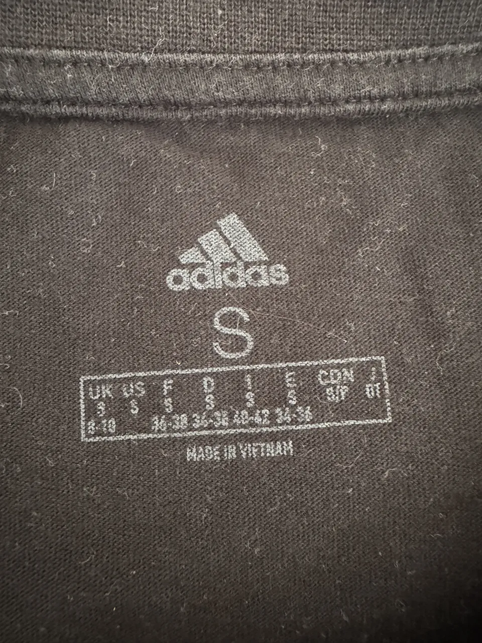 Remera adidas - Vista 2