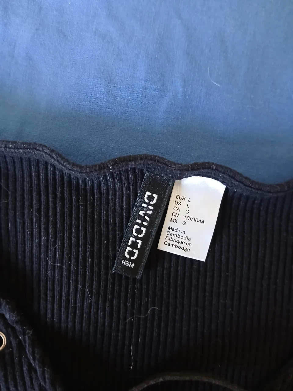 Remera Divided - Vista 2