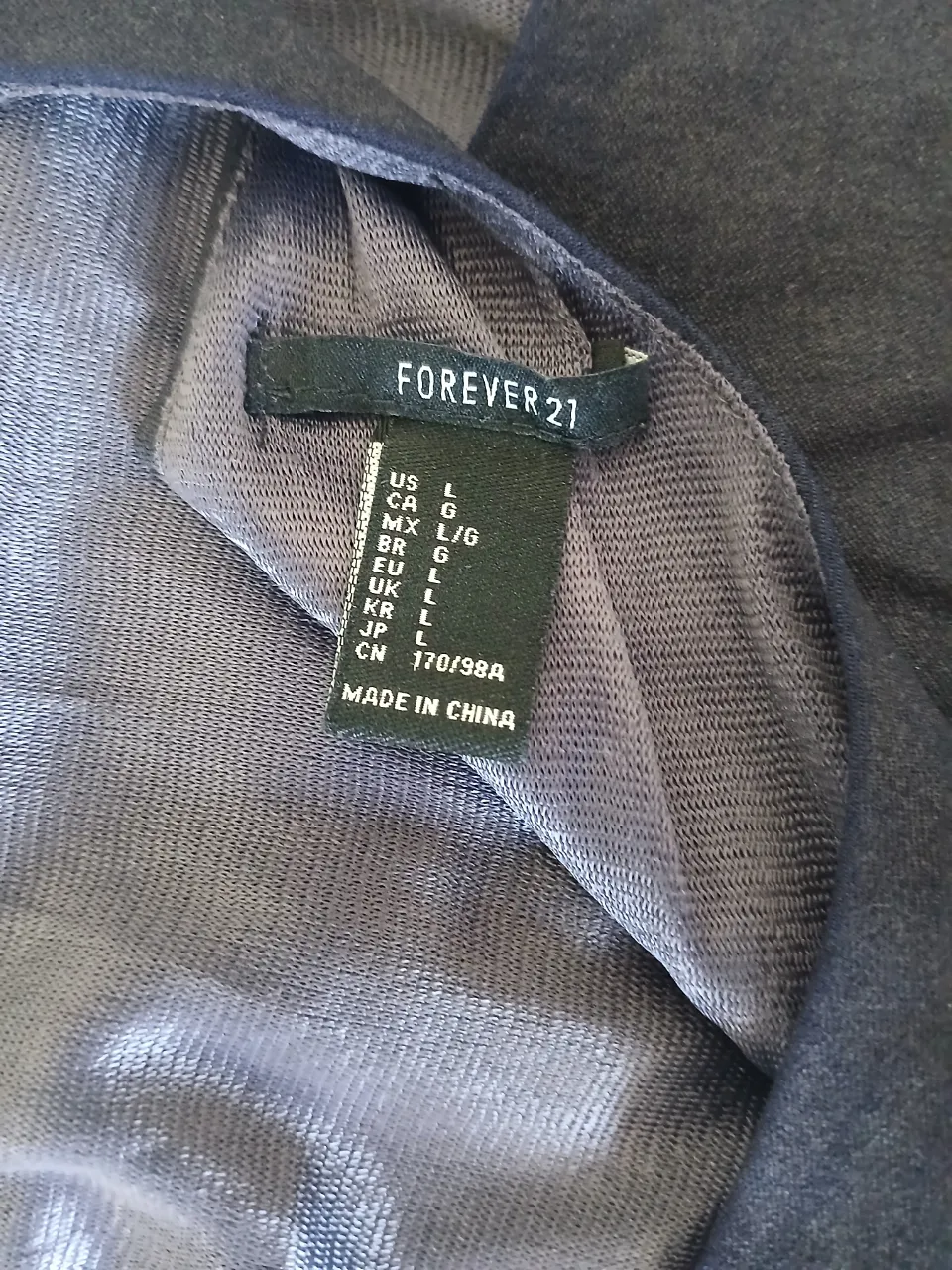 Top Forever 21 - Vista 3