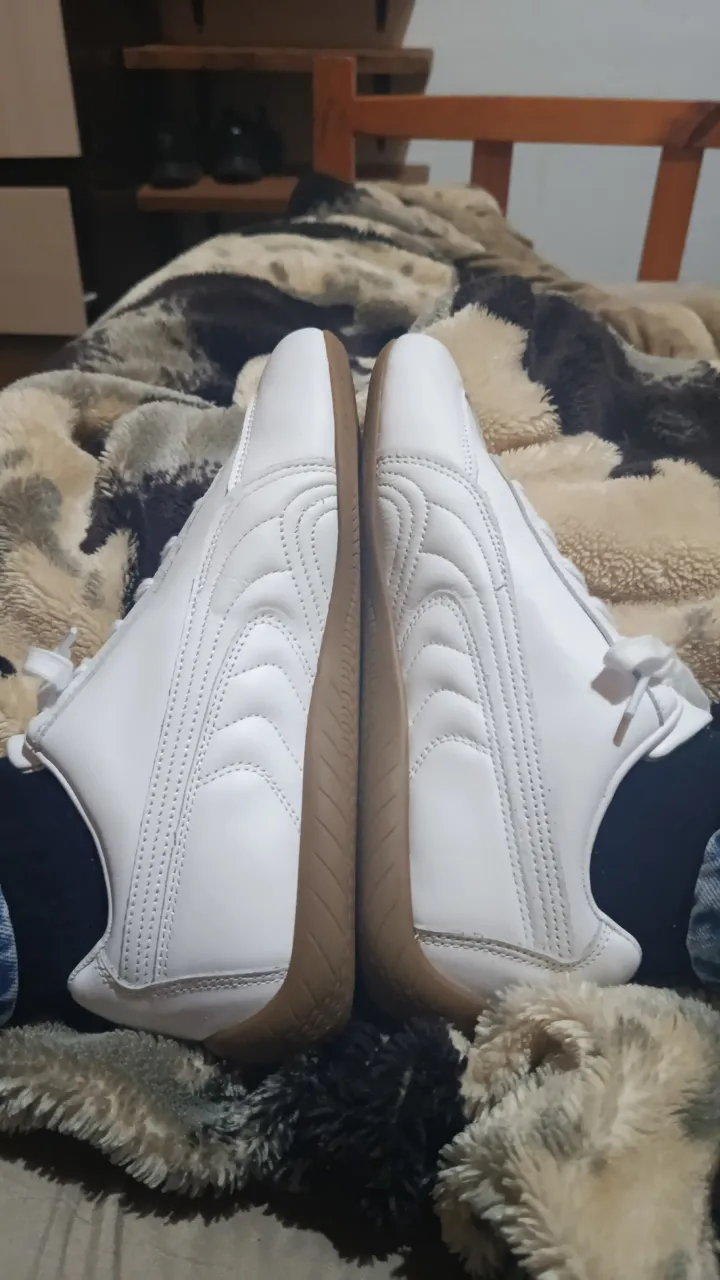 Zapatillas Puma blancas, modelo Speedcat Leather. Las vendo porque me quedaron grandes, no las llegué a usar.