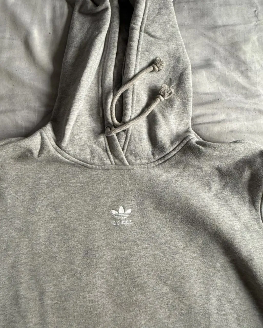 Buzo adidas - Vista 2