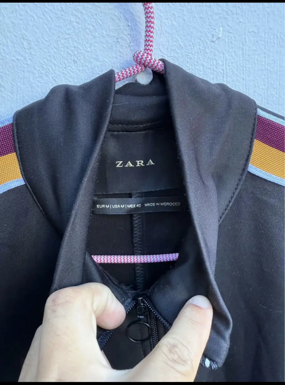 Buzo Zara - Vista 2