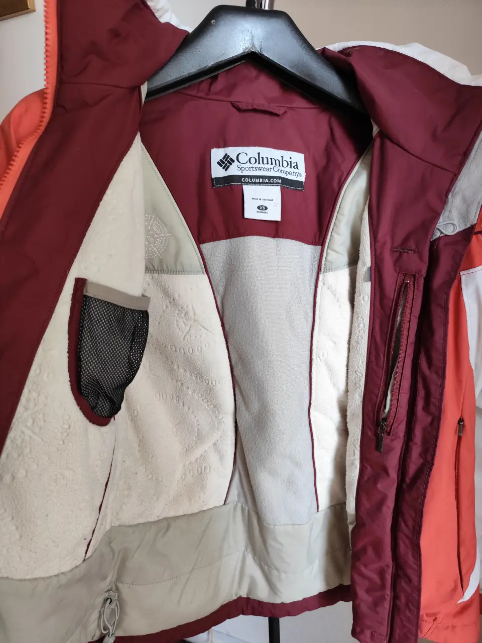 Campera Columbia - Vista 4