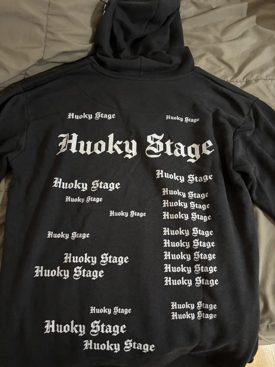 Buzo Huoky - Vista 2