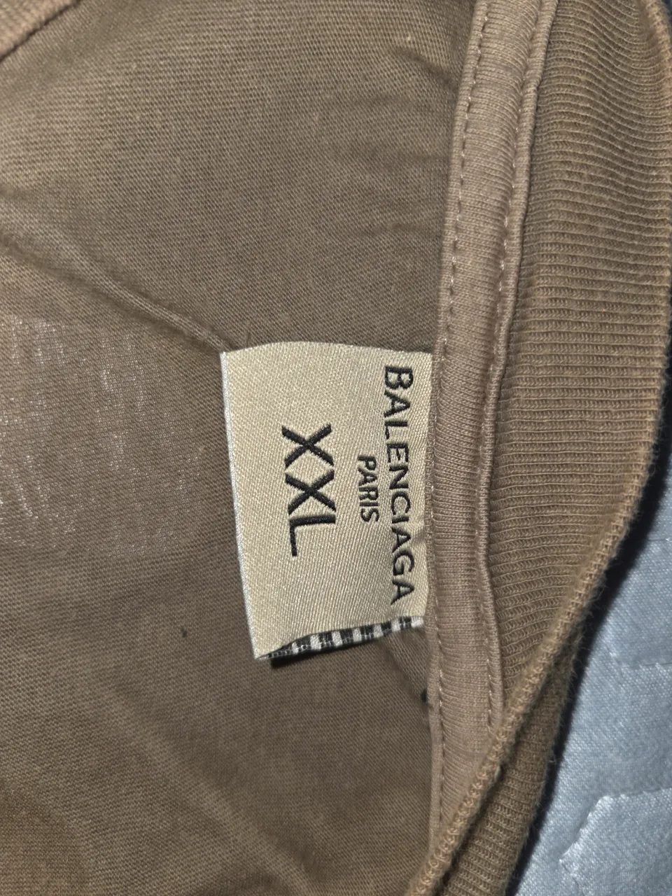 Remera Balenciaga - Vista 5