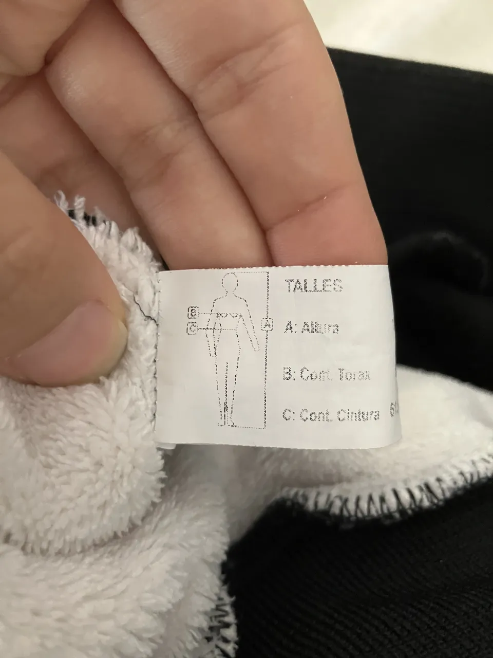 Buzo BUDDIES - Vista 3