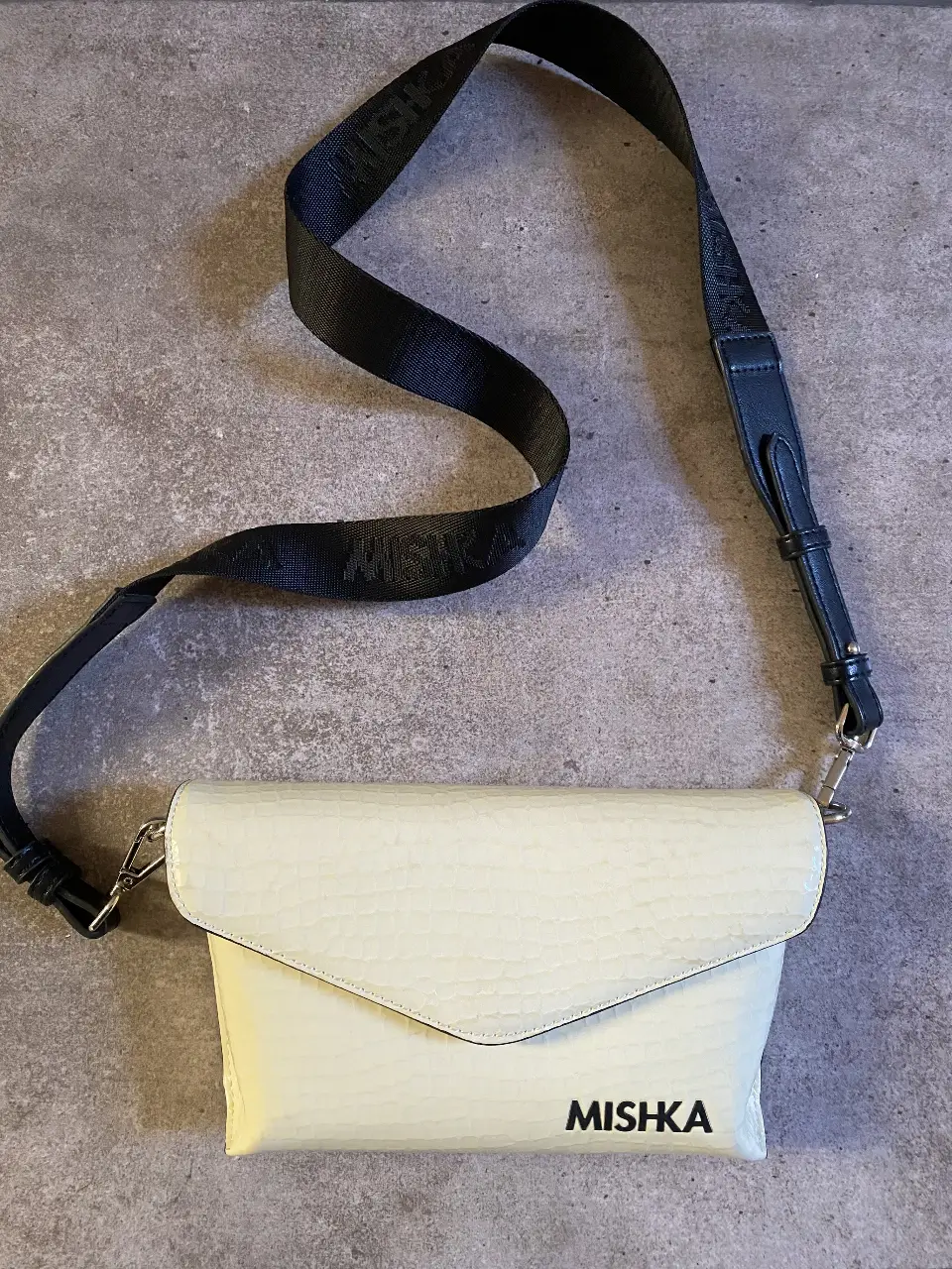 Cartera Mishka 