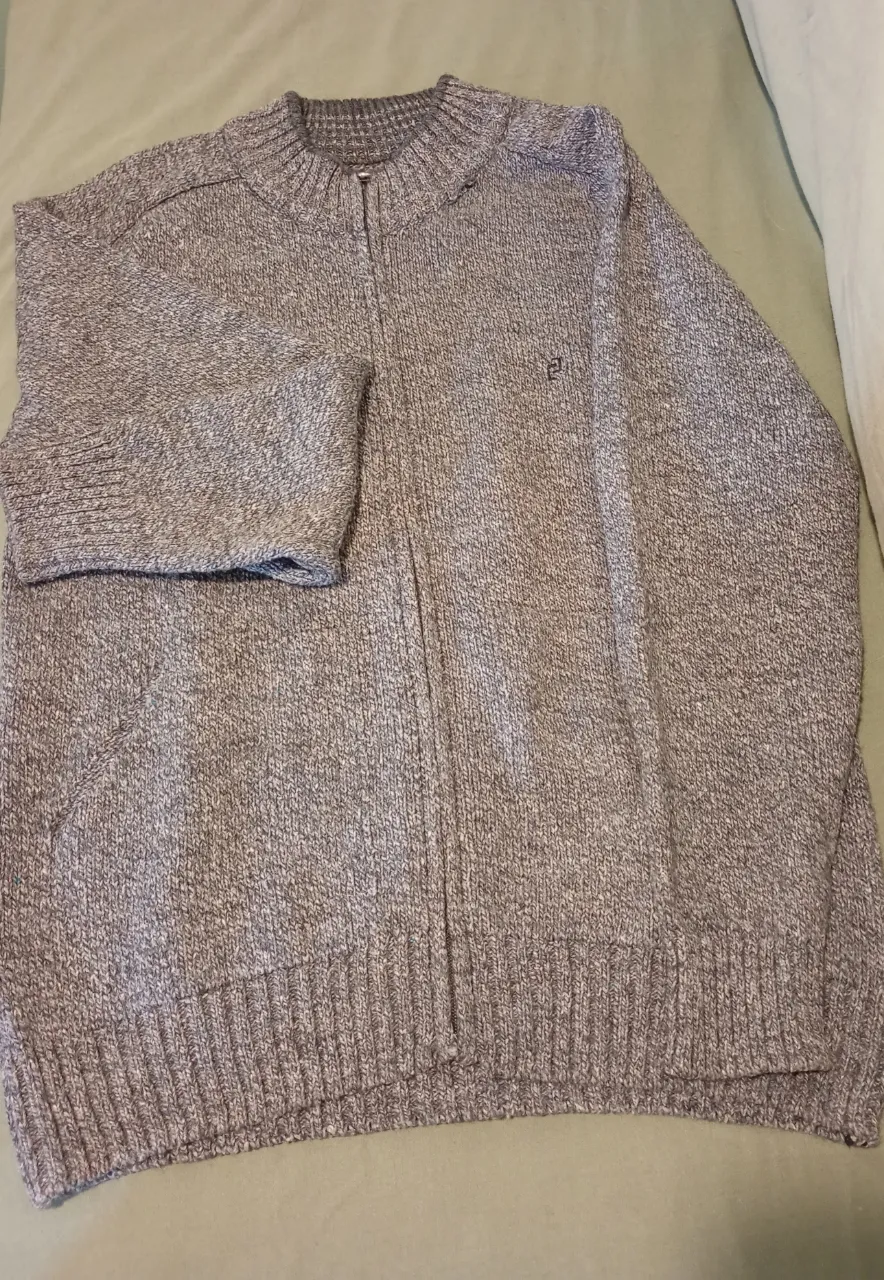 Buzo Sin marca - Vista 4