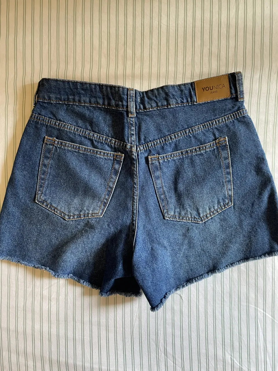 Short Younica - Vista 2