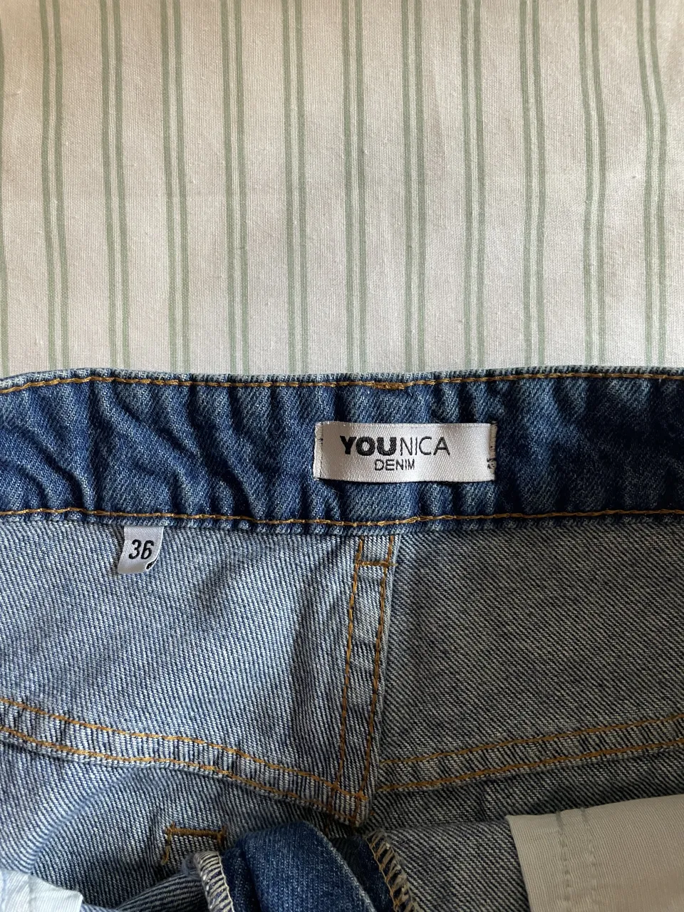 Short Younica - Vista 3