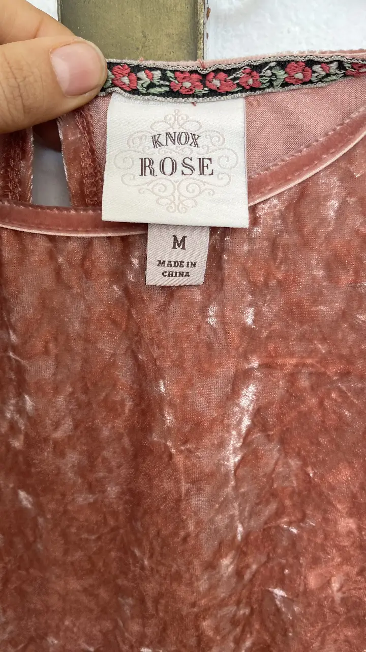 Blusa KNOT - Vista 3