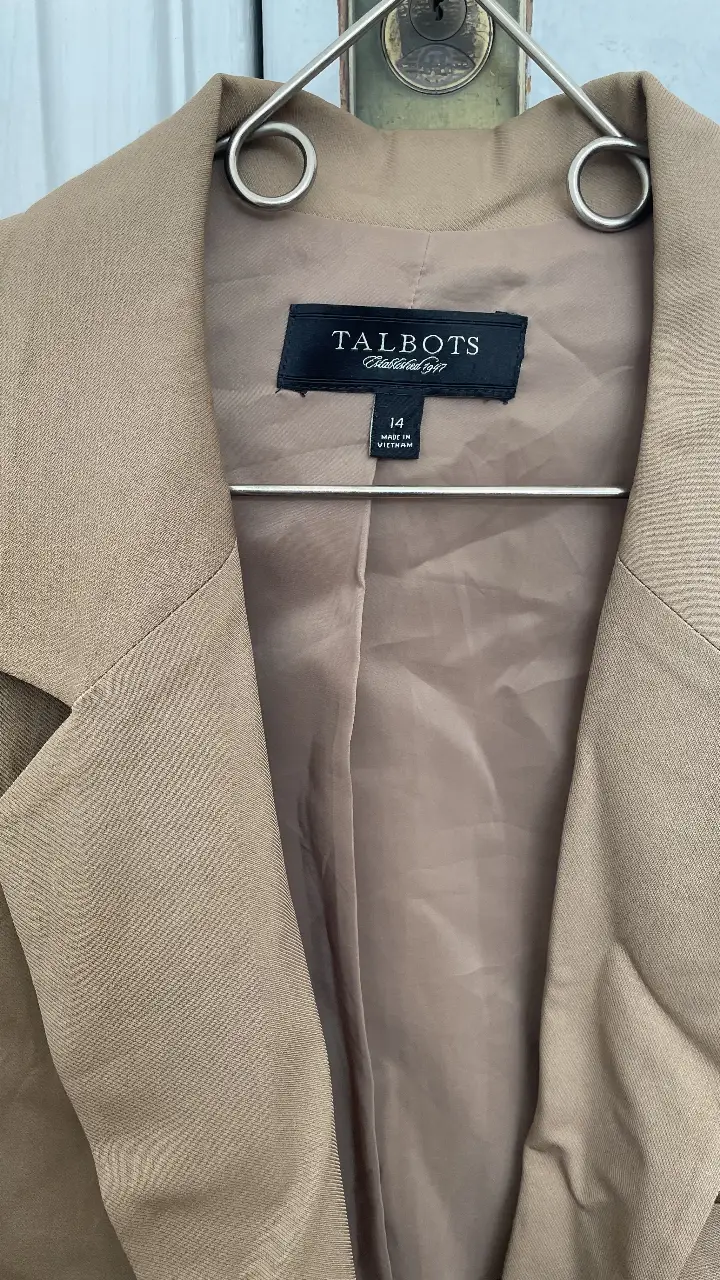 Blazer Talbots - Vista 3