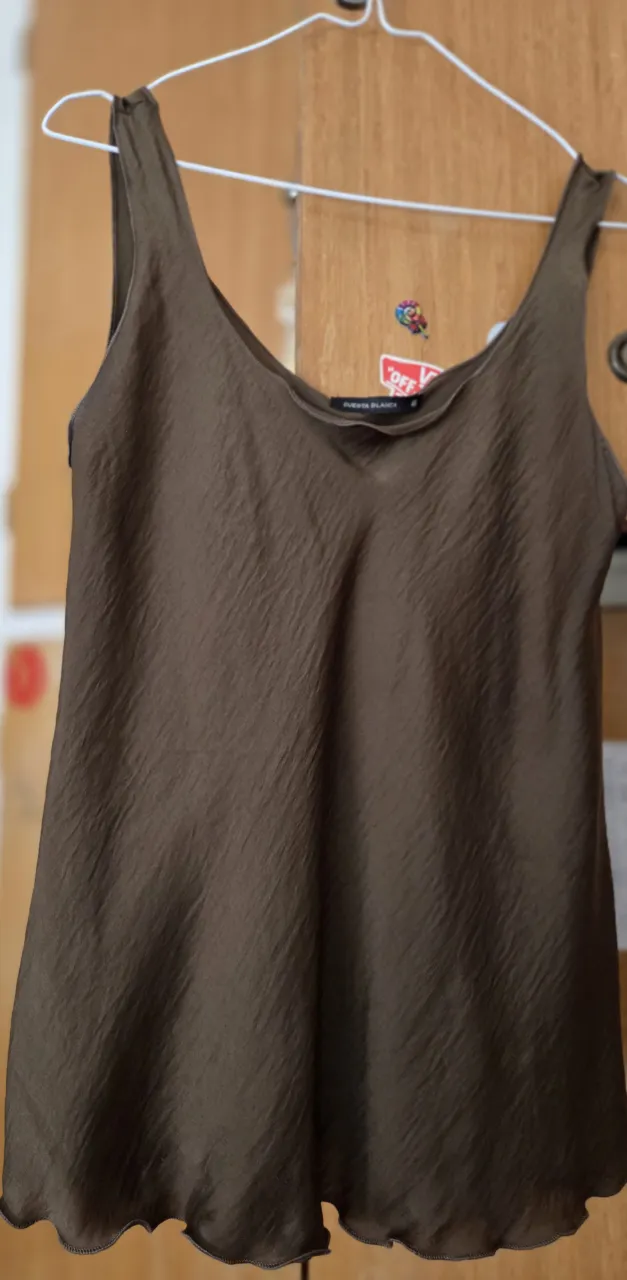 Musculosa Cuesta Blanca - Vista 2
