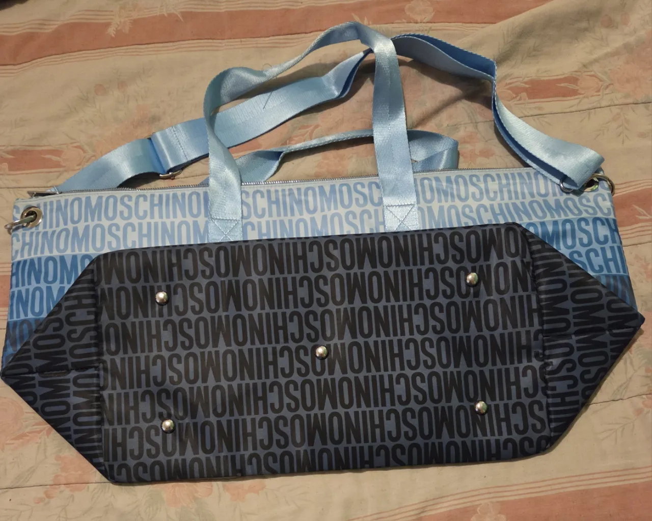 Moschino - Vista 2