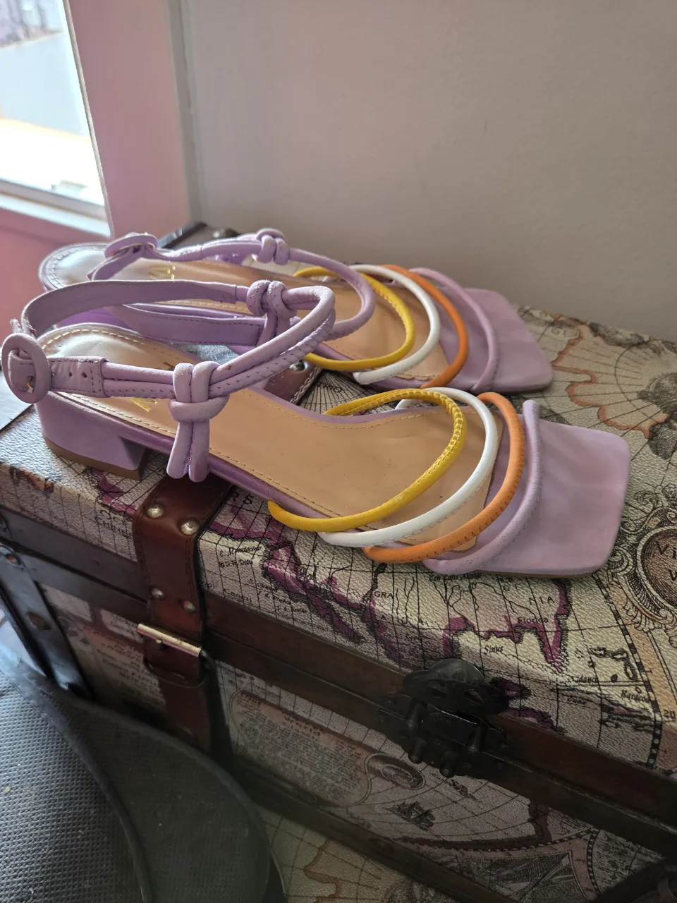 Sandalias Mishka - Vista 3