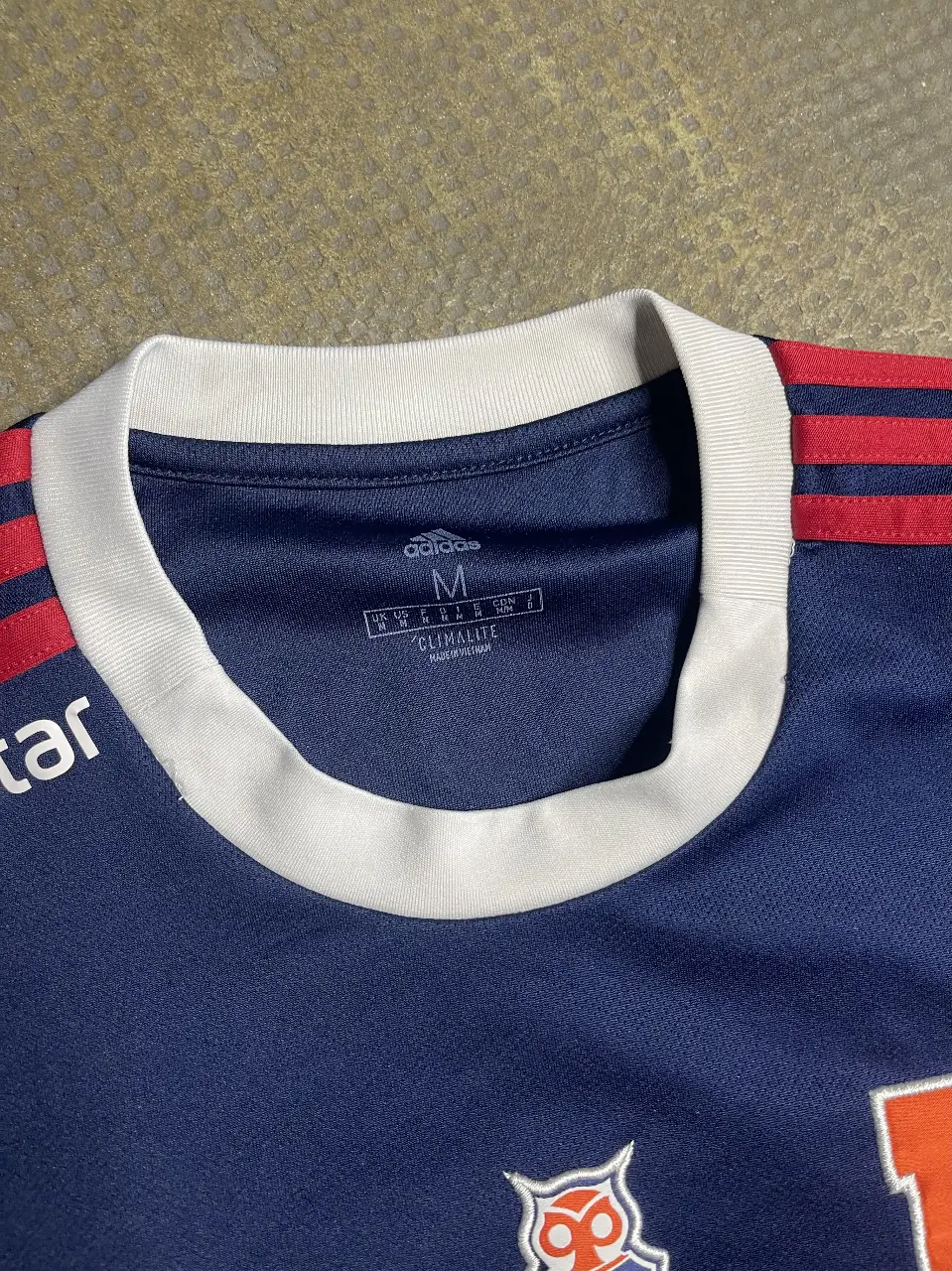 Camiseta adidas - Vista 3