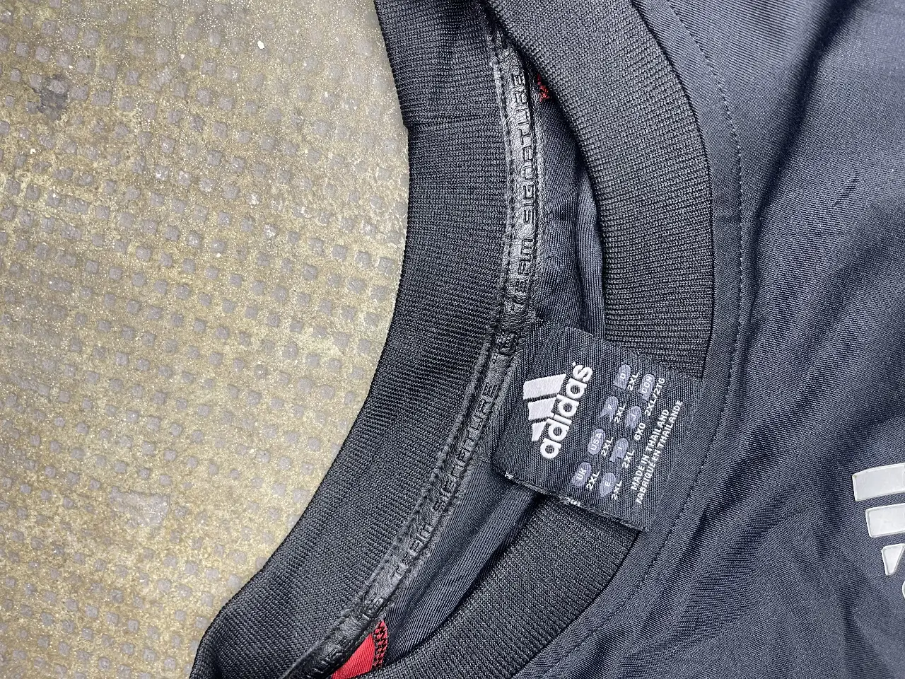 Remera adidas - Vista 4
