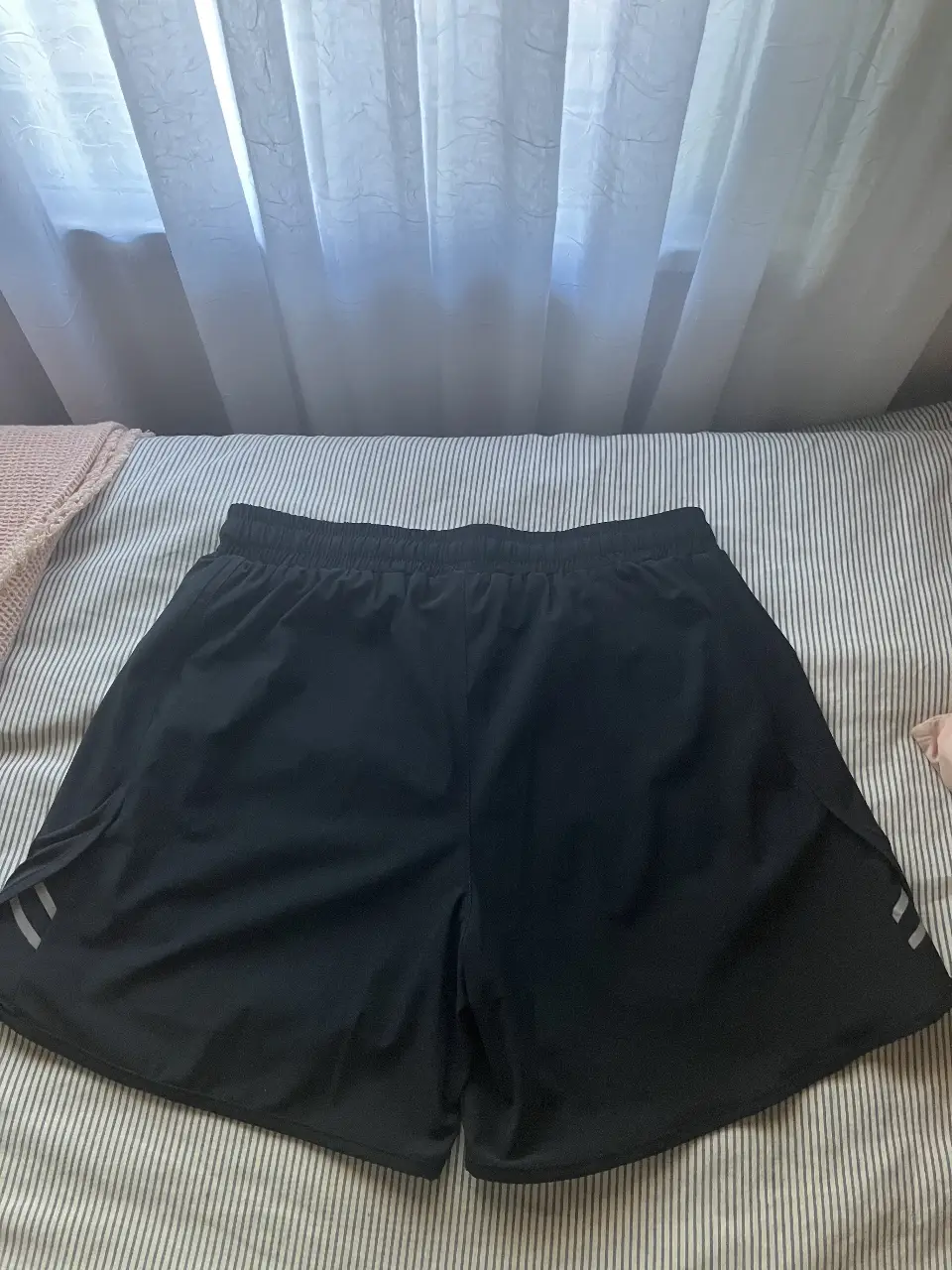 Short Otro - Vista 3