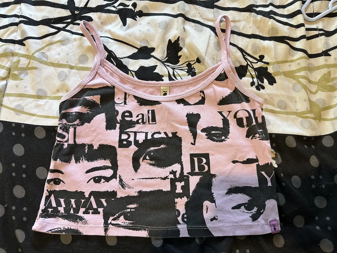 Musculosa Rosa - 47 Street 