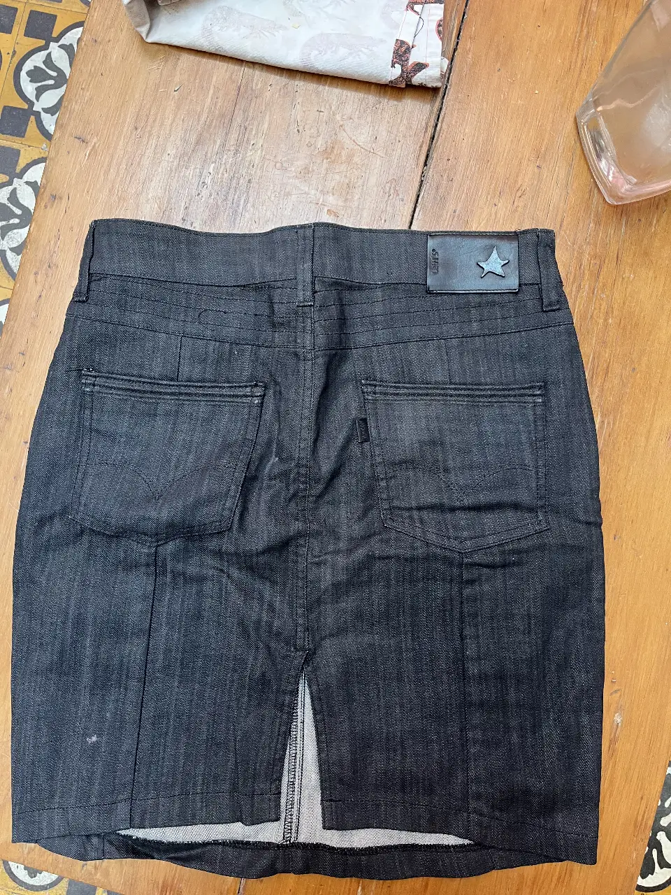 Pollera Levi's - Vista 3