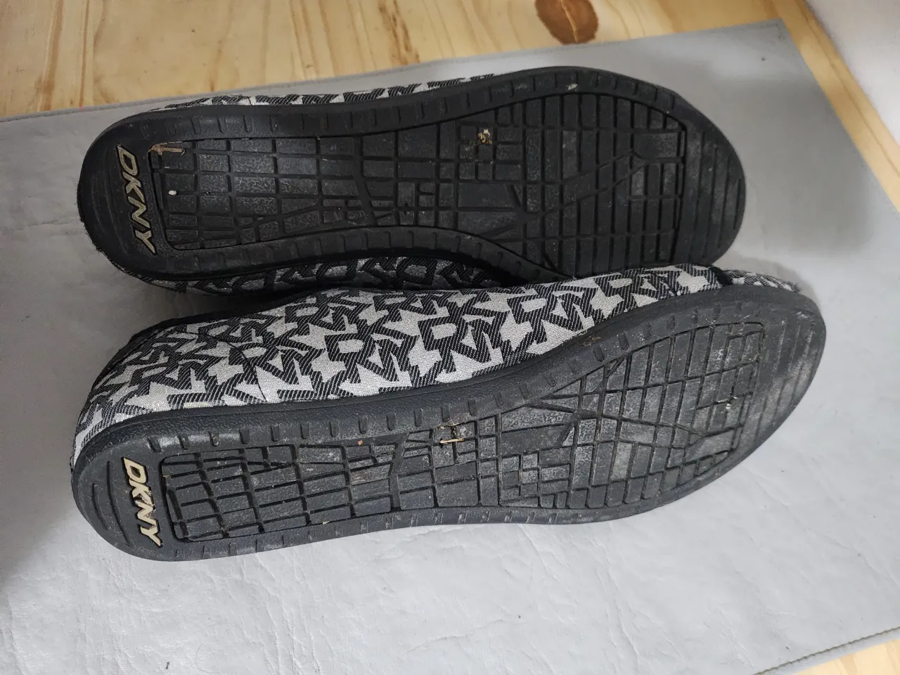 Zapatillas DKNY - Vista 3