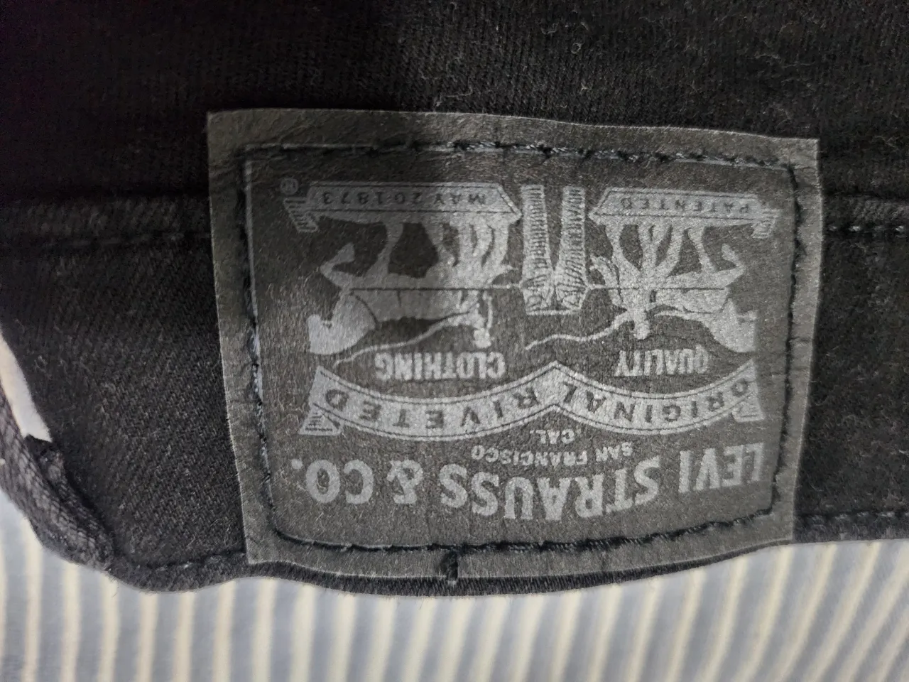 Jean Levi's - Vista 6