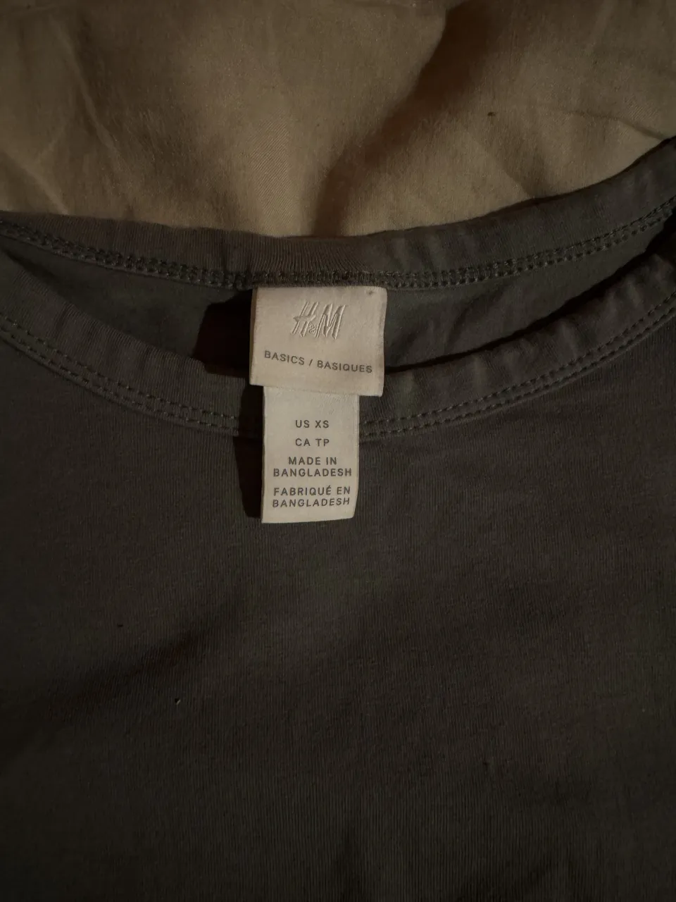 Remera H&M - Vista 2