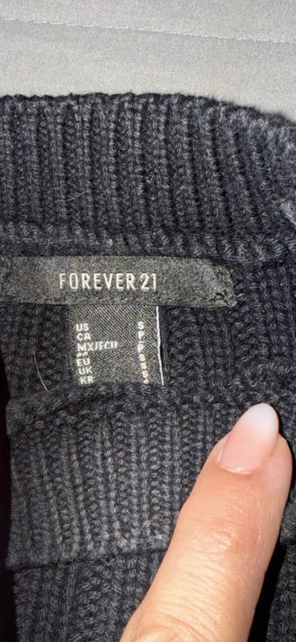 Sweater Forever 21 - Vista 2