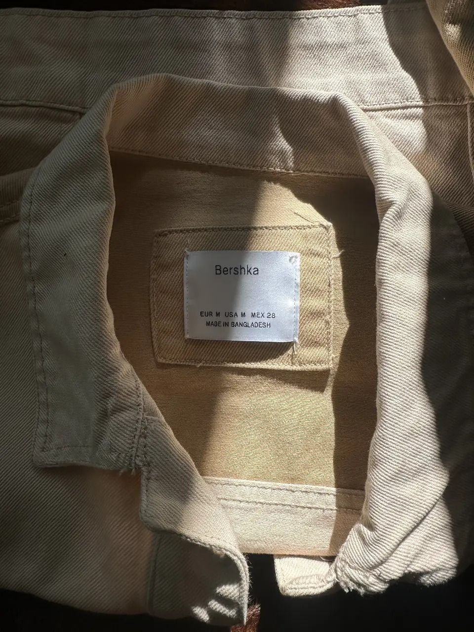 Campera Bershka - Vista 2