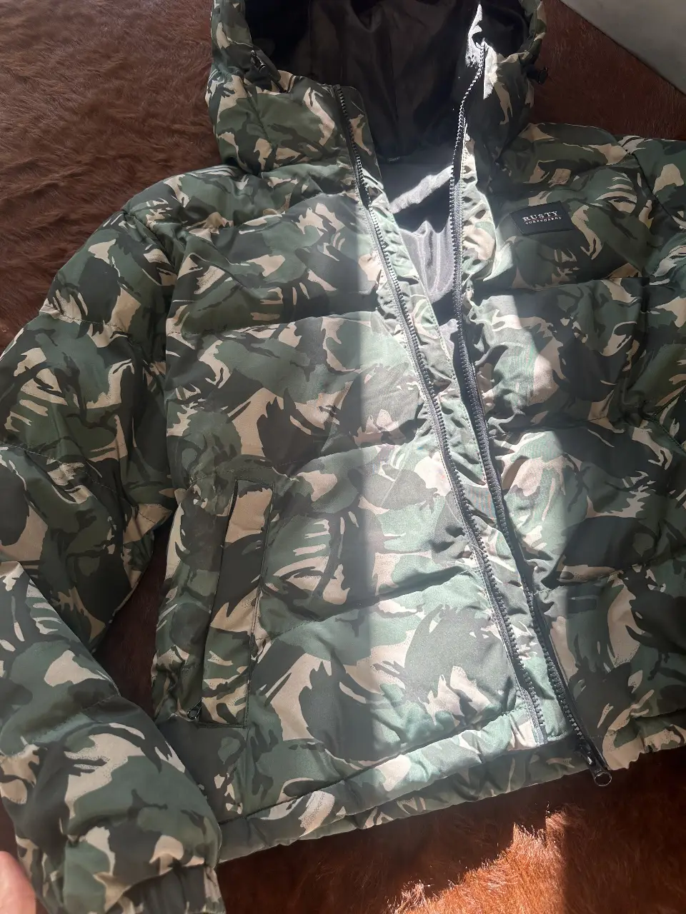 Campera Rusty - Vista 4