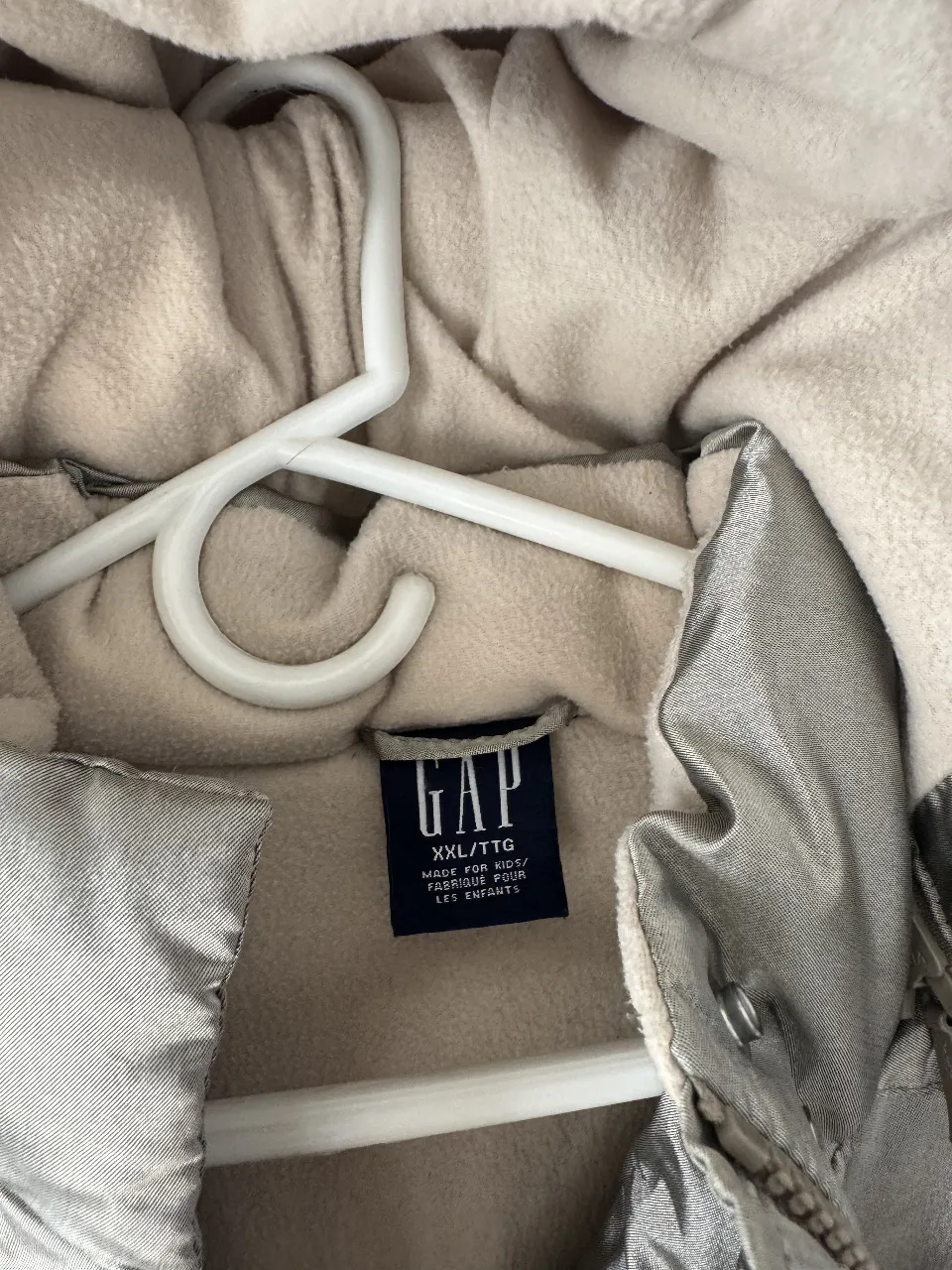 Campera bomber GAP - Vista 2