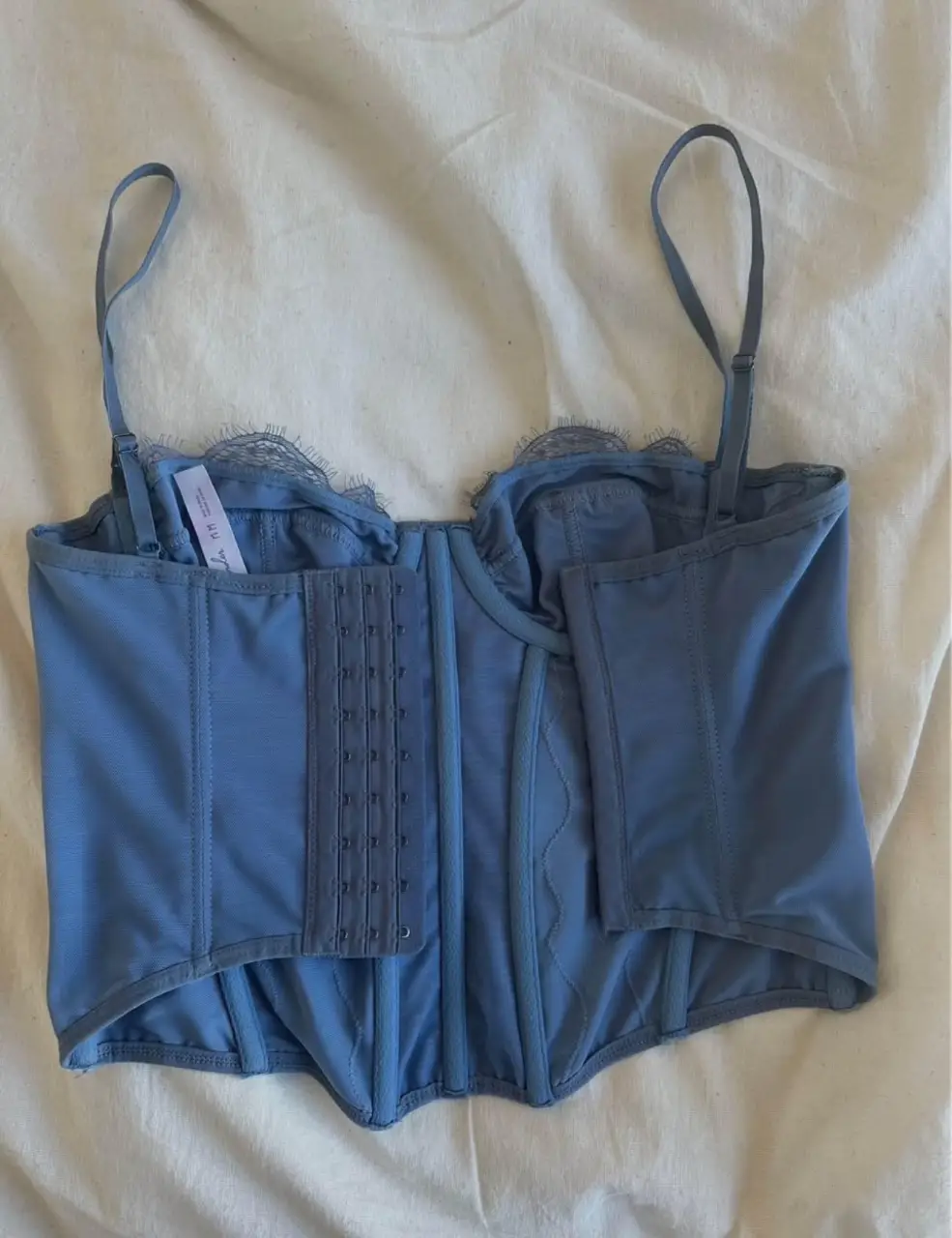 Conjunto Urban Outfitters - Vista 2