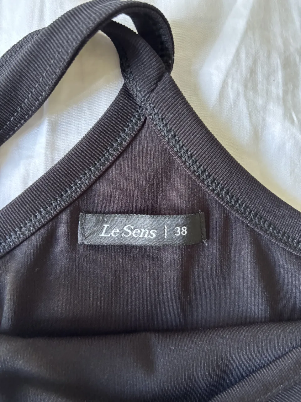 Top Le Sens - Vista 2