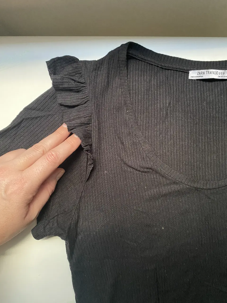 Remera Zara - Vista 3