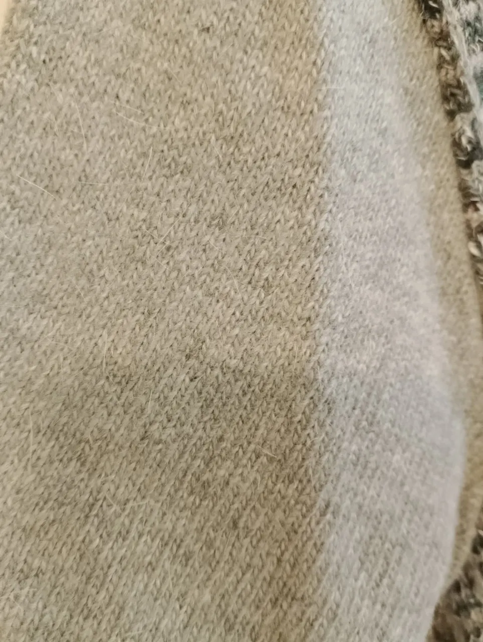Sweater Clappers - Vista 3