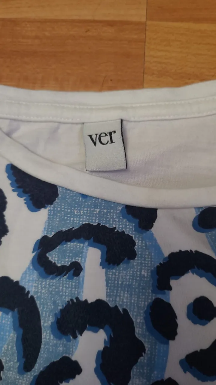 Remera Ver - Vista 2