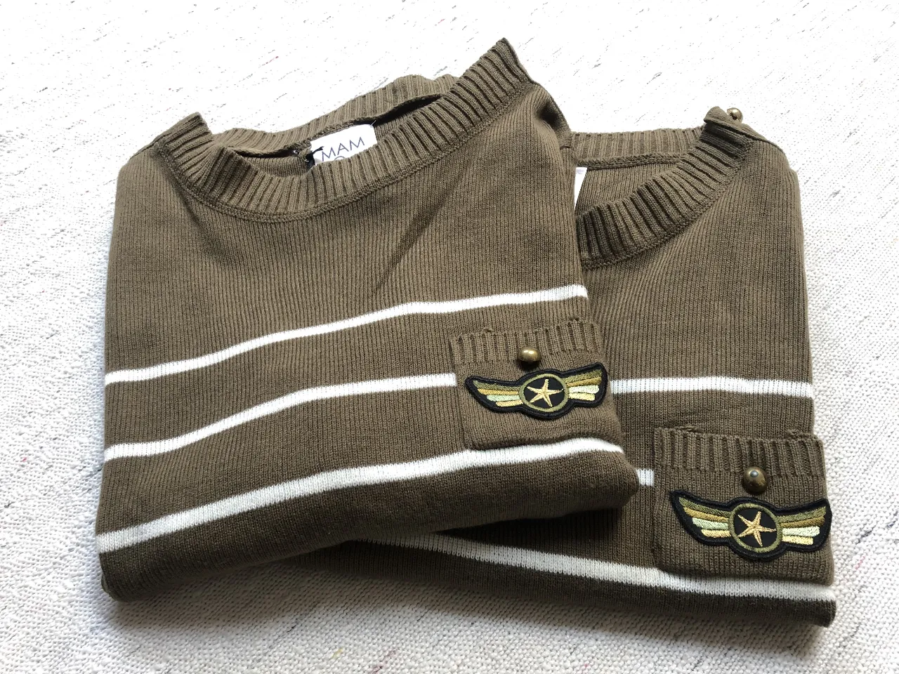 Sweater Diseño independienhe - Vista 3