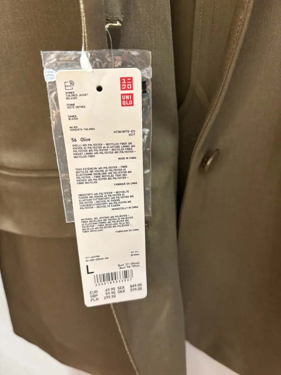 Blazer Uniqlo - Vista 2