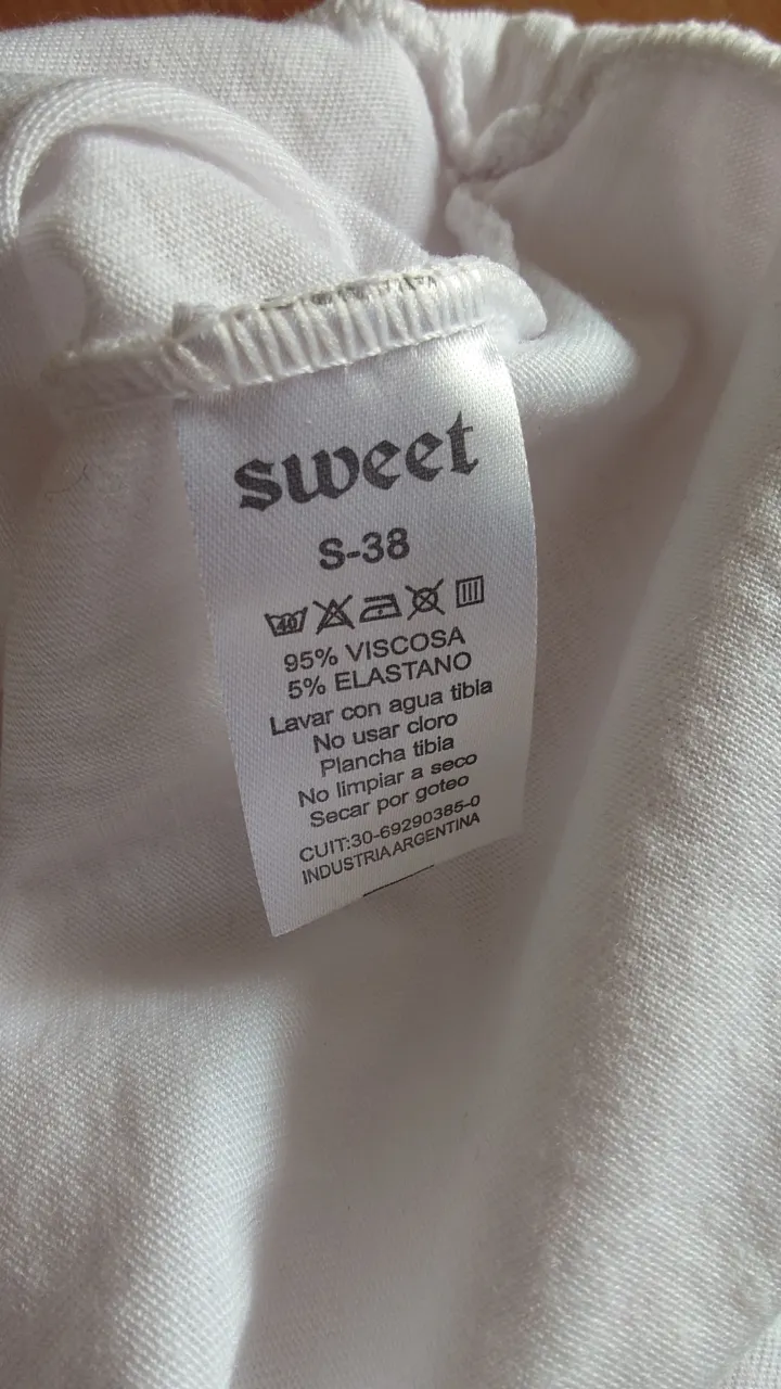 Remera Sweet - Vista 3