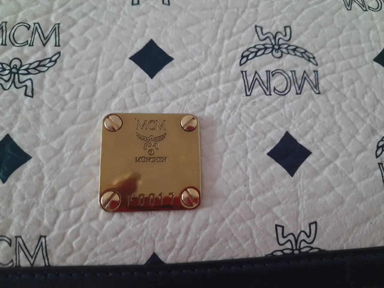 Cartera YMCMB - Vista 4