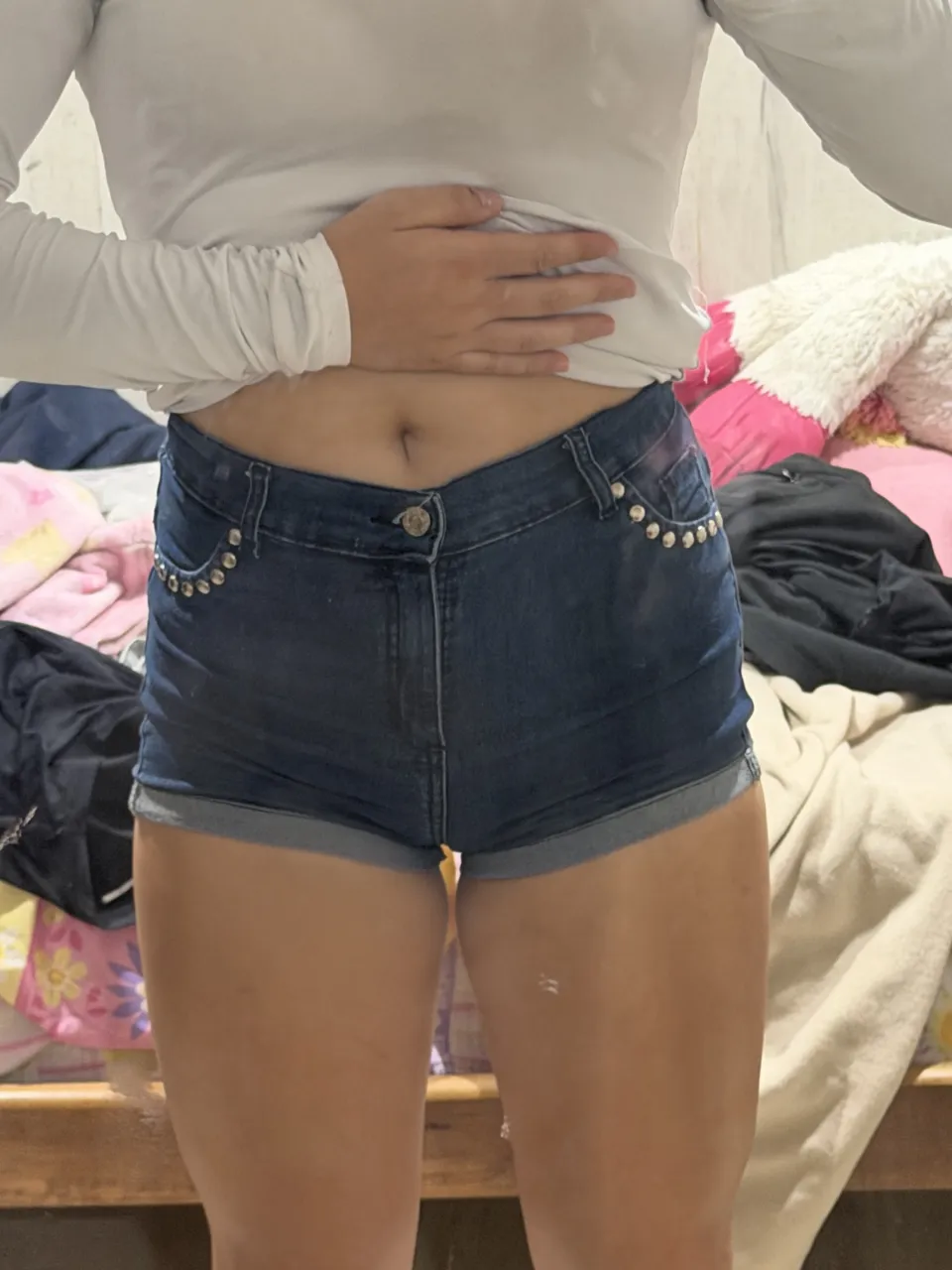 Short Khizha - Vista 3