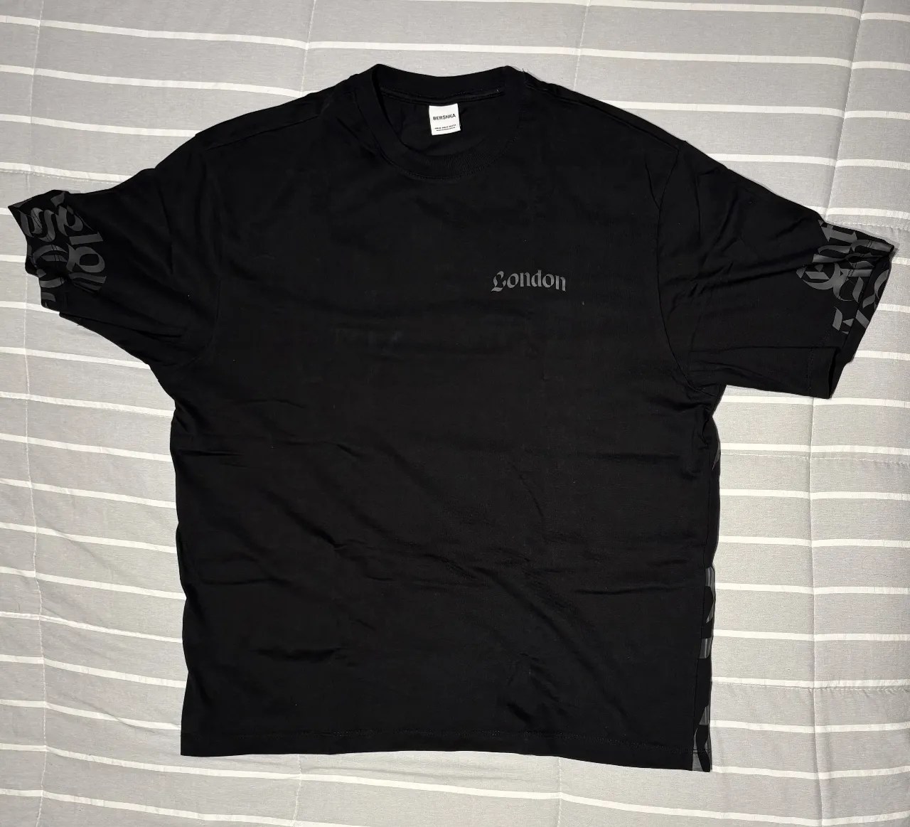 Remera Bershka - Vista 5