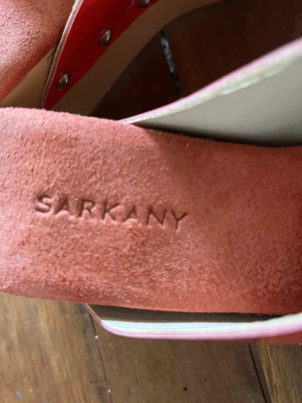 Zuecos Sarkany - Vista 3