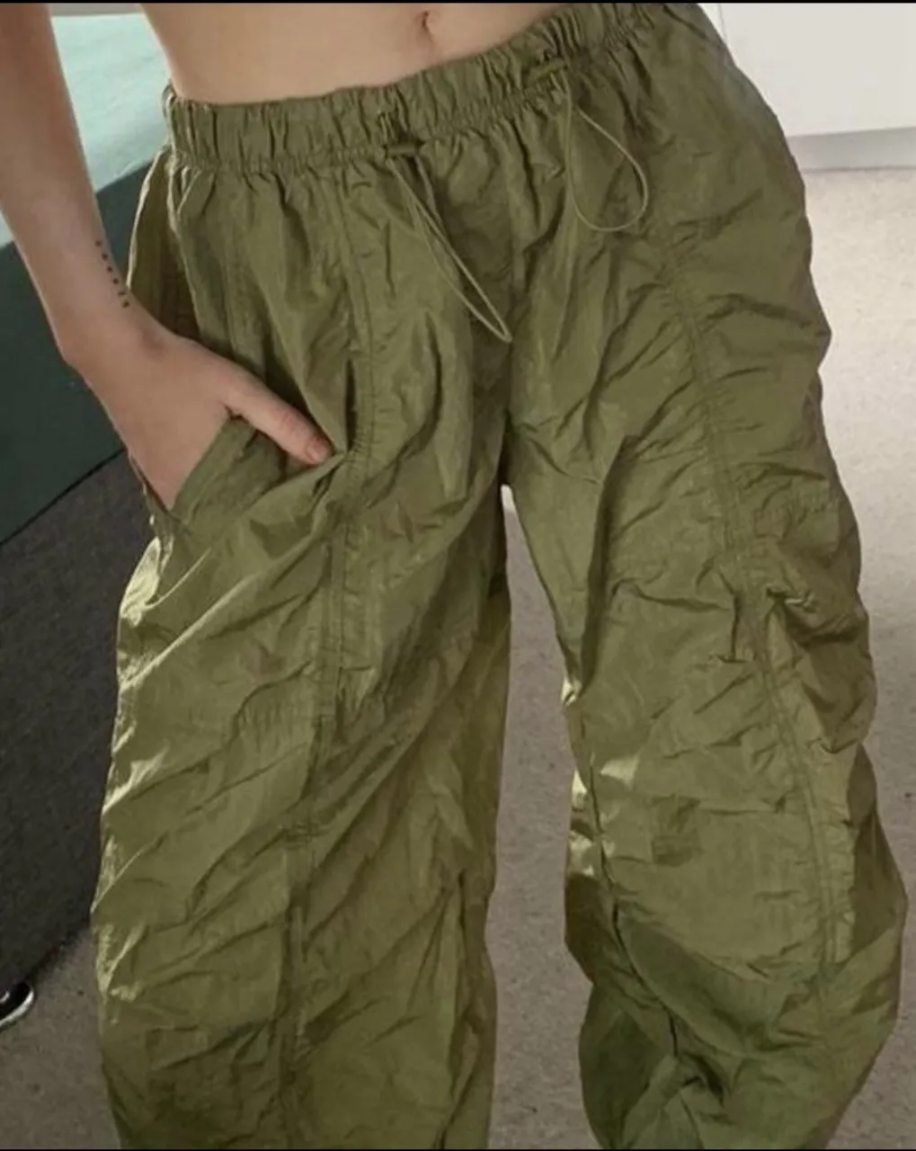 Pantalón Bershka - Vista 2